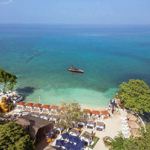 Bora Bora  Relax in Personal Cabanas and Enjoy a Private Sandy Beach