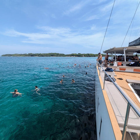 Relax and Unwind on a Spacious Catamaran from Cartagena