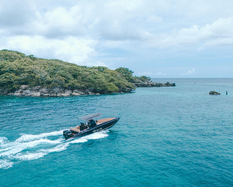 Luxury boat rental to Rosario Islands -SEA LA VIE