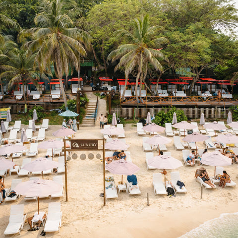 Luxury Beach Club with Open Bar in Rosario Islands