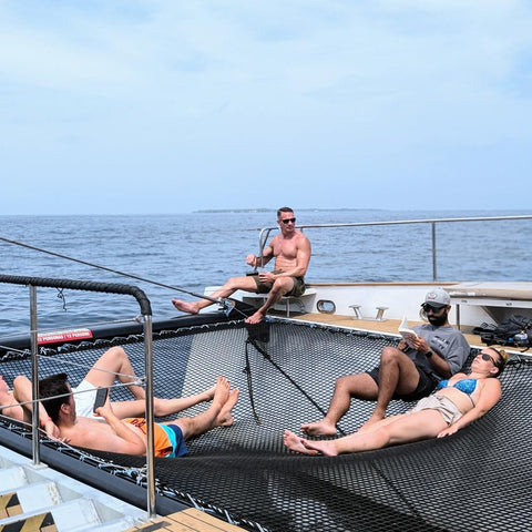 Passeio de Catamarã pelas ilhas do rosário-Juan Ballena