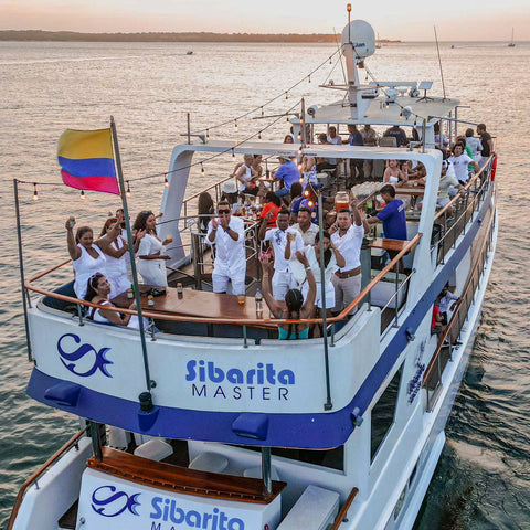 passeio de barco ao pôr do sol em Cartagena Sibarita Master